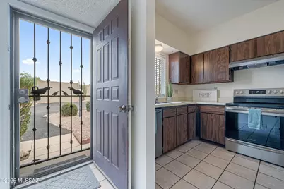 896 S Pantano Road, Tucson, AZ 85710 - Photo 4