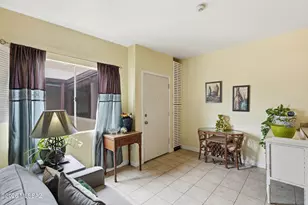 1810 E Blacklidge Dr, Tucson, AZ 85719 - Photo 6