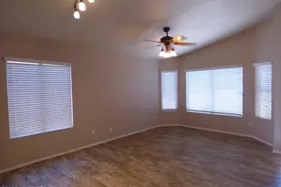 5562 W Peaceful Dove Pl, Marana, AZ 85658 - Photo 4