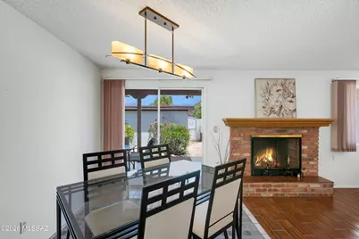 9027 E Palms Park Drive, Tucson, AZ 85715 - Photo 8