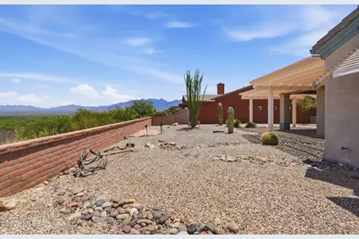 2062 W Vista Ridge Drive, Green Valley, AZ 85622 - Photo 28