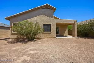 11371 W Burning Sage St, Marana, AZ 85653 - Photo 38