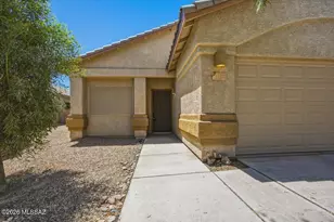 11371 W Burning Sage St, Marana, AZ 85653 - Photo 4