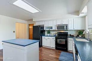 9021 E Sierra St, Tucson, AZ 85710 - Photo 12