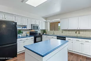 9021 E Sierra St, Tucson, AZ 85710 - Photo 16