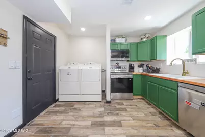3251 S Serena Circle, Tucson, AZ 85730 - Photo 6