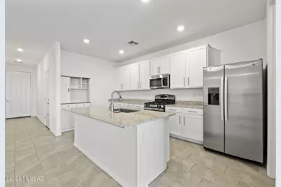 9068 E Tanzanite Rock Way, Vail, AZ 85641 - Photo 6