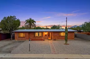 1736 W Calle Tranquila, Tucson, AZ 85745 - Photo 1