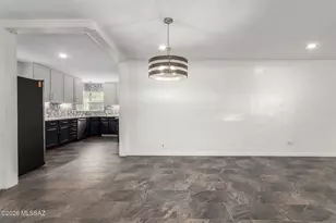 225 W 1st St, Tucson, AZ 85705 - Photo 14