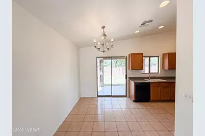 1067 E Lyle Canyon Drive, Sahuarita, AZ 85629 - Photo 8