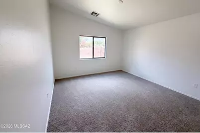 1067 E Lyle Canyon Drive, Sahuarita, AZ 85629 - Photo 4