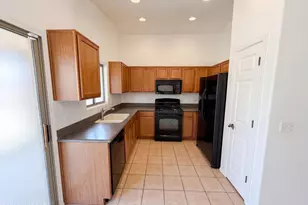 1067 E Lyle Canyon Dr, Sahuarita, AZ 85629 - Photo 2