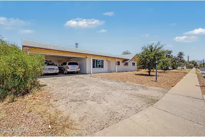 6241 E 34th Street, Tucson, AZ 85711 - Photo 2