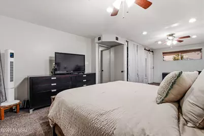 7449 E 18th Street, Tucson, AZ 85710 - Photo 20
