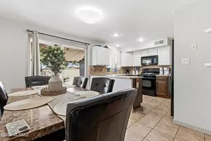 7449 E 18th St, Tucson, AZ 85710 - Photo 12
