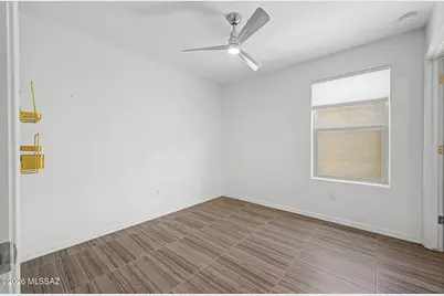 8675 E Seabury Court, Tucson, AZ 85710 - Photo 14