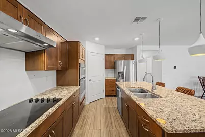 8675 E Seabury Court, Tucson, AZ 85710 - Photo 4