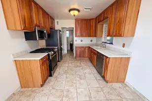6611 E Julia St, Tucson, AZ 85710 - Photo 2