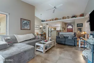 25 E Horizon Cir, Tucson, AZ 85737 - Photo 8