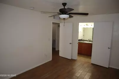 2525 N Alvernon Way #UNIT F2, Tucson, AZ 85712 - Photo 10