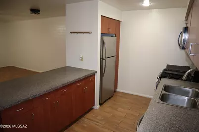 2525 N Alvernon Way #UNIT F2, Tucson, AZ 85712 - Photo 2