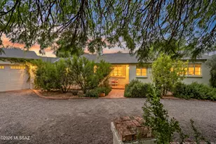 220 S El Volador St, Tucson, AZ 85711 - Photo 2