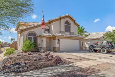 9062 N Safflower Lane, Tucson, AZ 85743 - Photo 2
