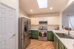 3835 N Nash Creek Ct, Tucson, AZ 85745 - Photo 10
