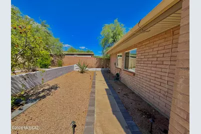 9431 E Walnut Tree Circle, Tucson, AZ 85749 - Photo 24