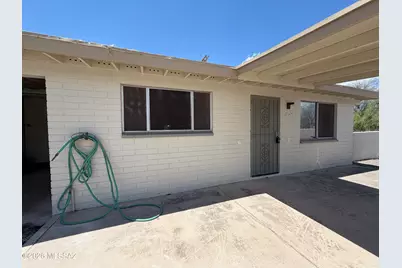 3247 N Sycamore Avenue, Tucson, AZ 85712 - Photo 2
