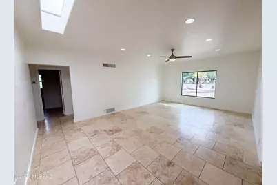 6211 E Paseo Tierra Alta, Tucson, AZ 85715 - Photo 8