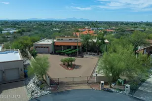 6640 E River Hills Pl, Tucson, AZ 85750 - Photo 2