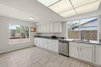 7484 S Via Hermosa, Tucson, AZ 85746 - Photo 6