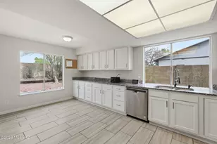 7484 S Via Hermosa, Tucson, AZ 85746 - Photo 6