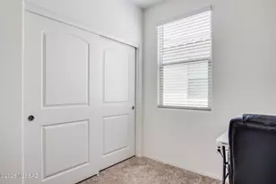 9239 N Peridot Vis Ave, Tucson, AZ 85742 - Photo 26
