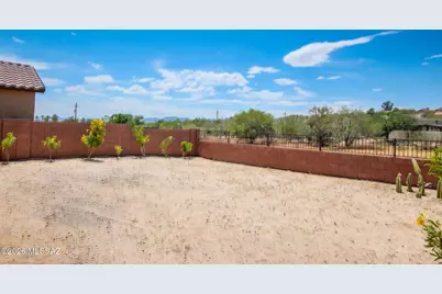 9239 N Peridot Vista Avenue, Tucson, AZ 85742 - Photo 32