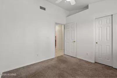 10990 N Double Eagle Court, Oro Valley, AZ 85737 - Photo 20