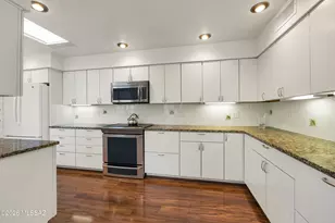 6250 N Campbell Ave, Tucson, AZ 85718 - Photo 14