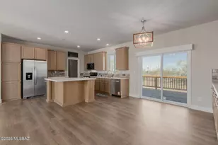 34412 E Amber Sunrise Dr, Marana, AZ 85658 - Photo 16