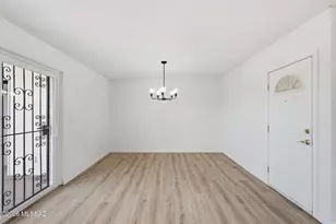 1 S Fluorite Dr, Tucson, AZ 85745 - Photo 6