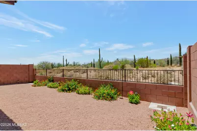 9305 N Peridot Vista Avenue, Tucson, AZ 85742 - Photo 2