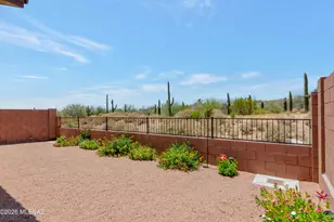 9305 N Peridot Vis Ave, Tucson, AZ 85742 - Photo 2