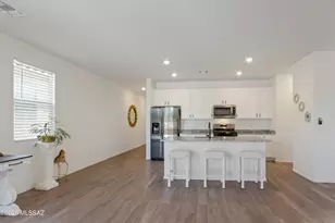 9305 N Peridot Vis Ave, Tucson, AZ 85742 - Photo 18