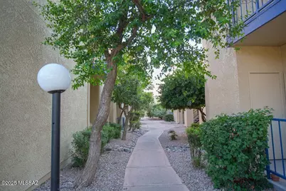1200 E River Road # B27, Tucson, AZ 85718 - Photo 40