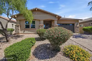 1076 W Desert Firetail Ln, Oro Valley, AZ 85755 - Photo 2