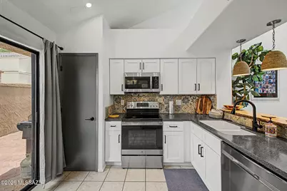 3170 N Brittlebush Lane, Tucson, AZ 85712 - Photo 20
