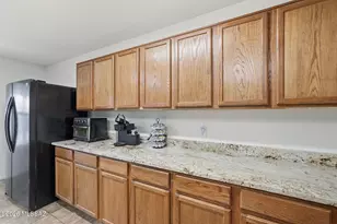 5758 W King Snake Dr, Tucson, AZ 85742 - Photo 16