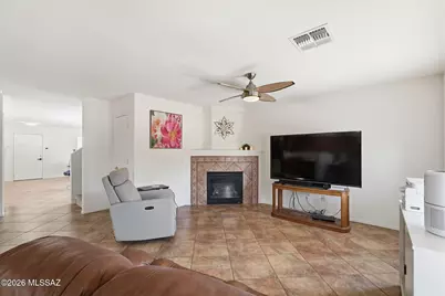 5758 W King Snake Drive, Tucson, AZ 85742 - Photo 10
