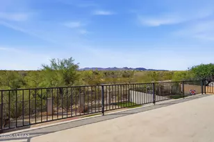 5758 W King Snake Dr, Tucson, AZ 85742 - Photo 2