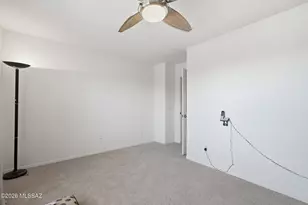 5758 W King Snake Dr, Tucson, AZ 85742 - Photo 28